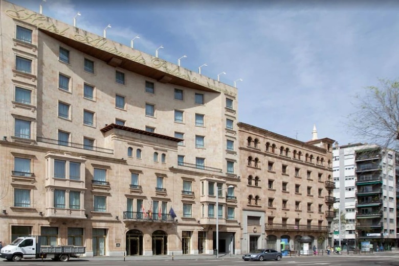 Hotel Alameda Palace