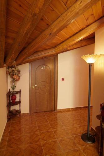 Hotel Varonos