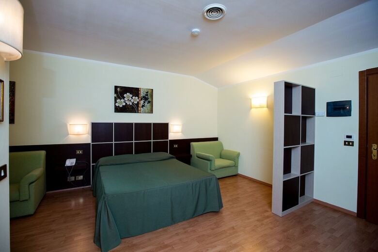 Hotel Roccaporena
