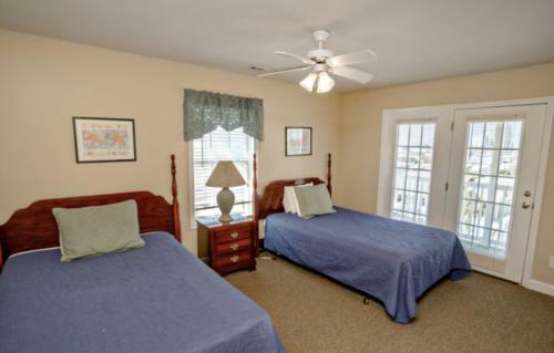 Bermuda Breeze C Holiday Home