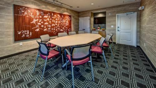 Hotel Towneplace Suites By Marriott Auburn