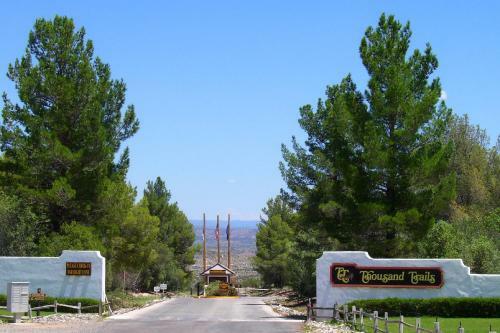 Verde Valley Lawn Cottage 10