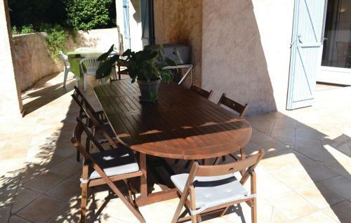 Holiday Home Les Adrets De L'este 30