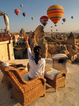 Traveller's Cave Hotel
