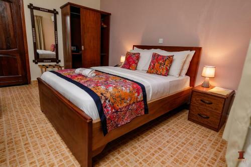 Hotel Mahogany Lodge