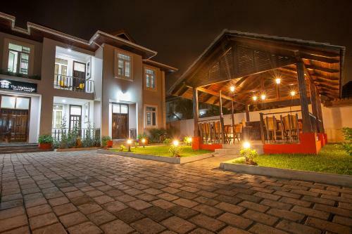 Hotel The Highbridge Guest Lodge