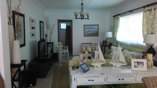 Villas Del Jardin 7