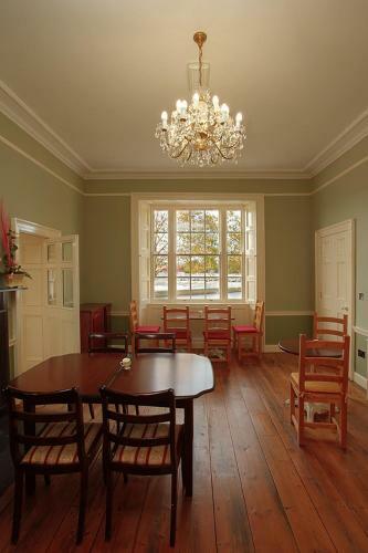 Bed & Breakfast Corrib House Guest Accommodation