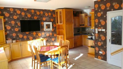 Aurora Premium Home