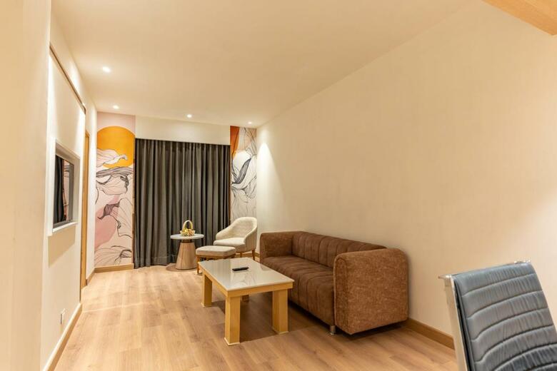 Hotel Ah1 Resorts