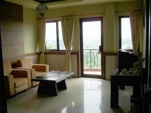 Green Wattana Hotel, Sentul City