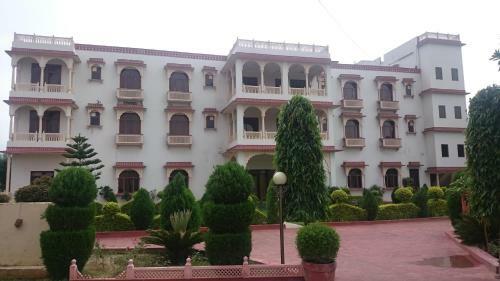 Hotel Apano Rajasthan & Holiday Resorts
