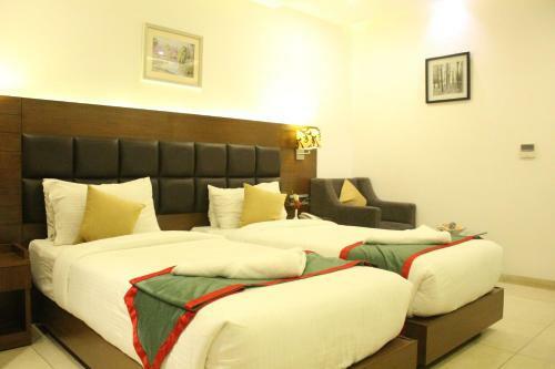 Hotel Nk Grand Park