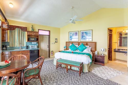 Sebastian's On The Beach Hotel