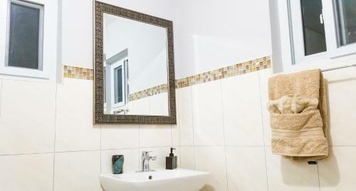 New Kingston Guest Apartments @ Donhead