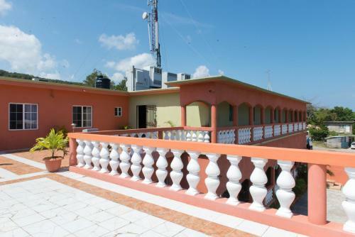 Rosehall Deluxe Bed & Breakfast