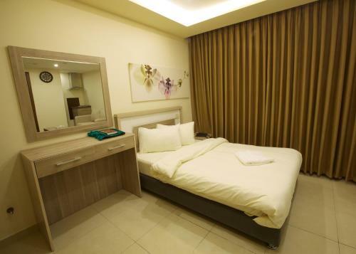 Apartamento Lujain Hotel Suites