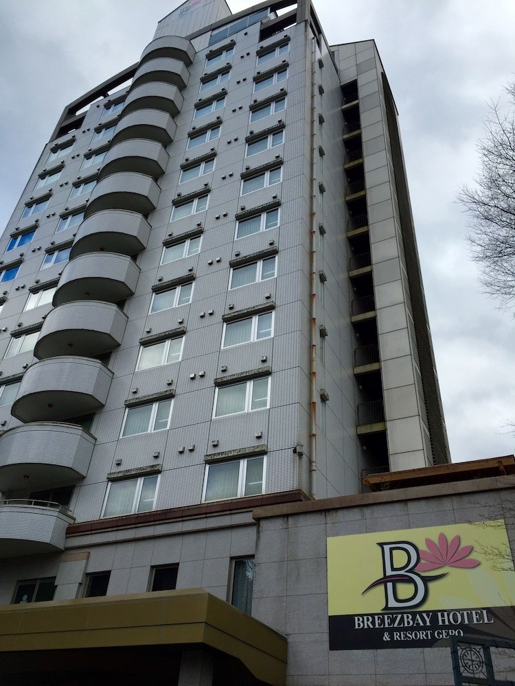 Breezbay Hotel & Resort Gero