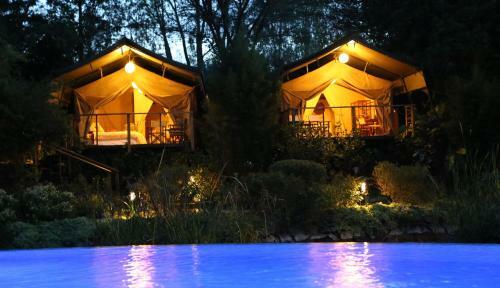 Wildebeest Eco Camp