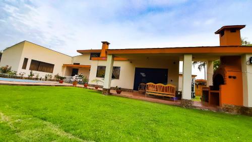 Casa Y Campo Los Cipreses