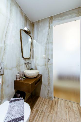 Bozzali Deluxe Hotel
