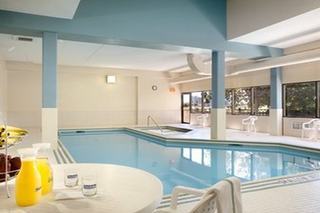 Hotel Travelodge Toronto East