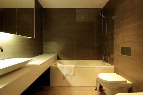 Hostal Deluxe Populo Beach Apartments