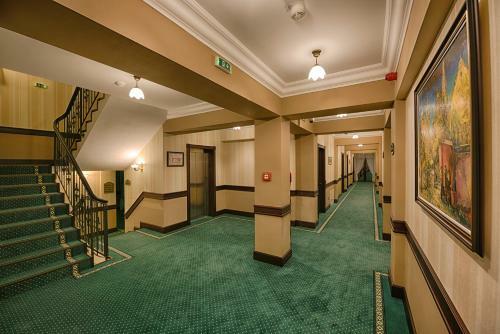 Magus Hotel
