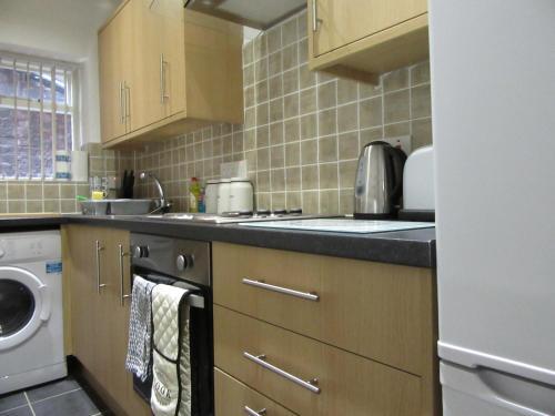 Victorian 1 Bedroom Apartment - Aigburth