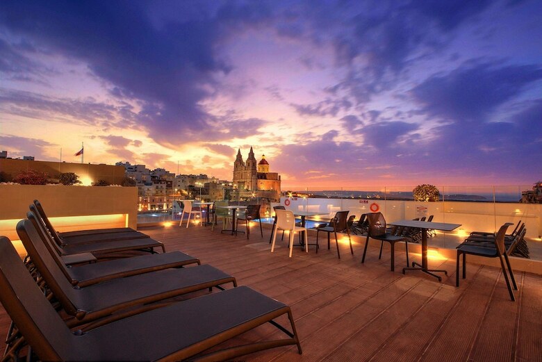 Hotel Pergola Club