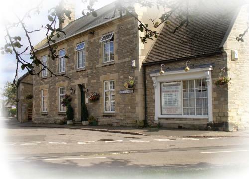 Hostal The Horseshoes Bed & Breakfast