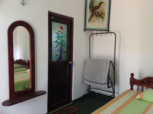 Hostal Lagoon Inn