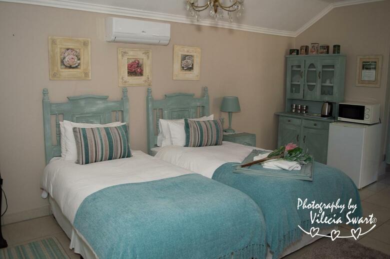 Bed & Breakfast Mistique Waters Self Catering