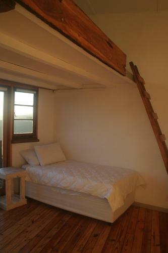 African Crags Eco-lodge