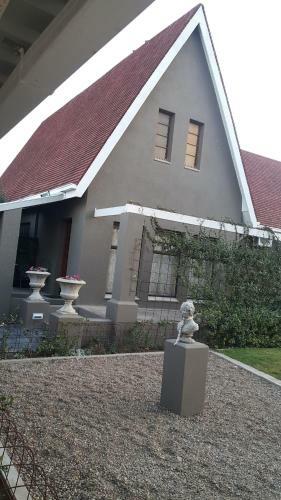Hostal Villa Brocant Guest House