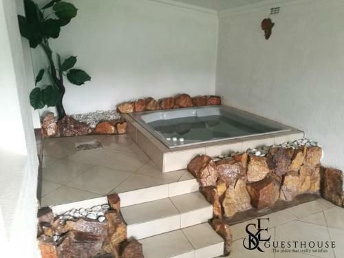 Hostal Ske Guesthouse