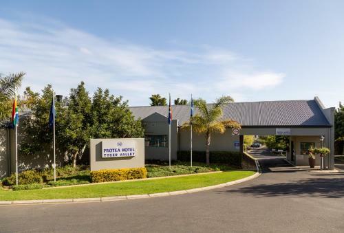 Protea Hotel By Marriott Cape Town Tyger Valley