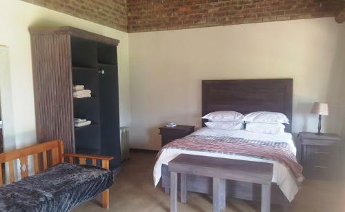 Bed & Breakfast African Flair Country Lodge
