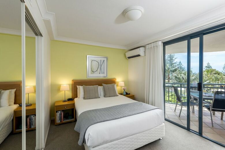 Hotel Oaks Calypso Plaza Resort