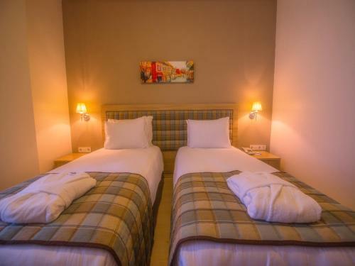 Hotel Akman Tzob Otel