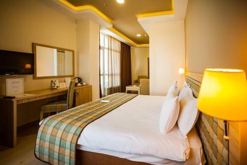 Hotel Akman Tzob Otel