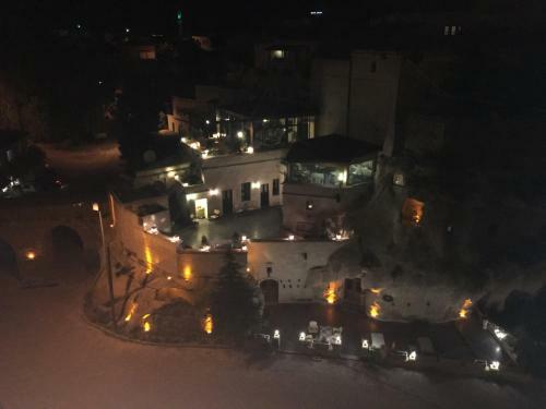 Demisos Caves Hotel
