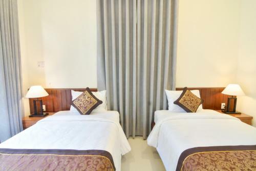 Hotel Redrose Villa