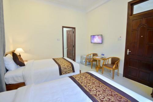 Hotel Redrose Villa