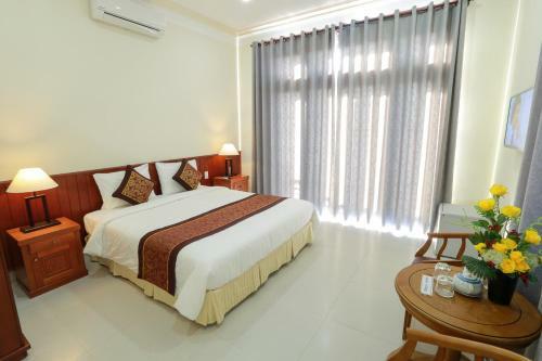 Hotel Redrose Villa