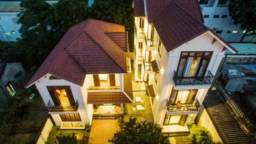 Hotel Redrose Villa