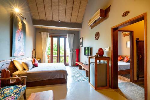 Bed & Breakfast Flora Hoian Villa