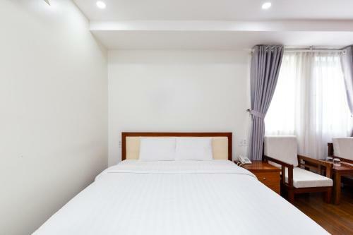 Sunny Hotel And Apartment
