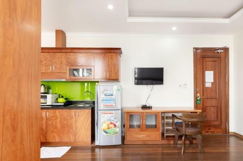 Sunny Hotel And Apartment