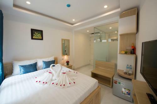Ha Noi Holiday Center Hotel